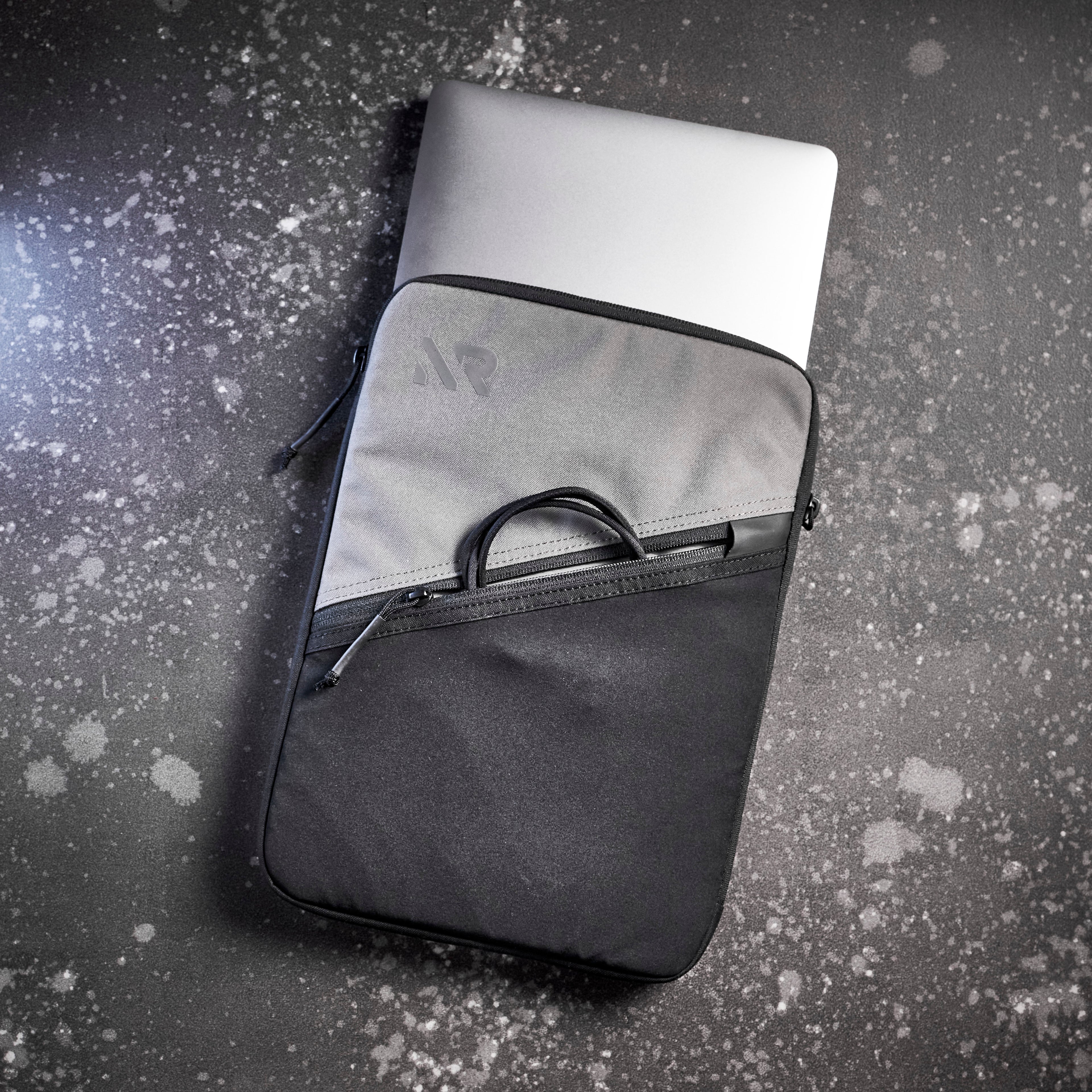 NR Laptop/Tablet Sleeve