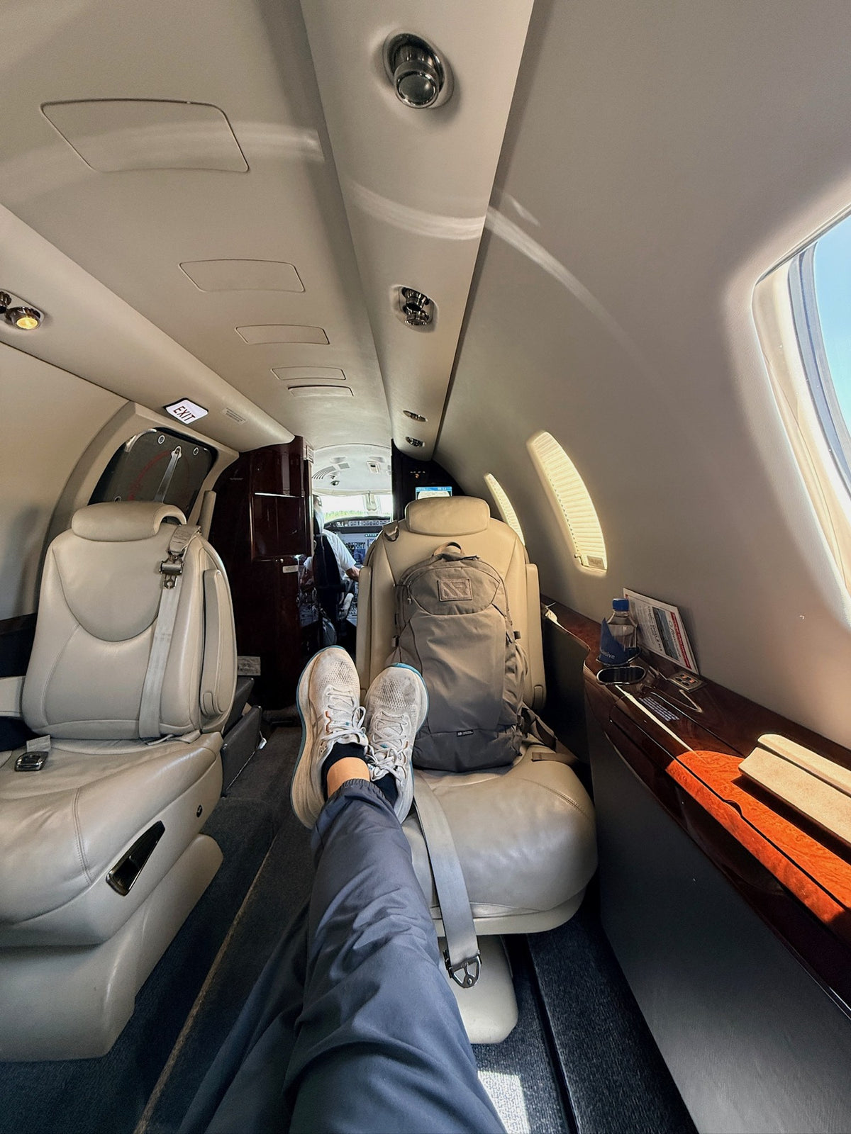 HD Raid Pack 2.0 in Wolf Gray on a jet seat